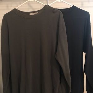 Lot of two long sleeve shirts